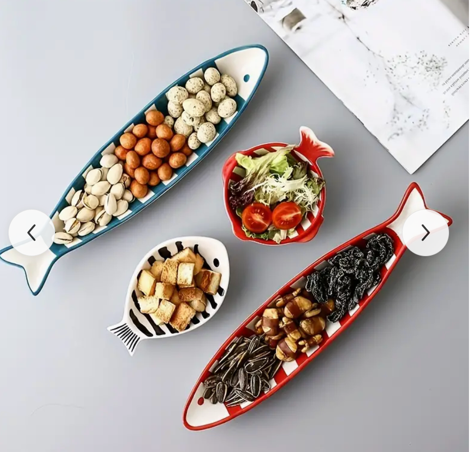 Blue and White Long Fish Dish