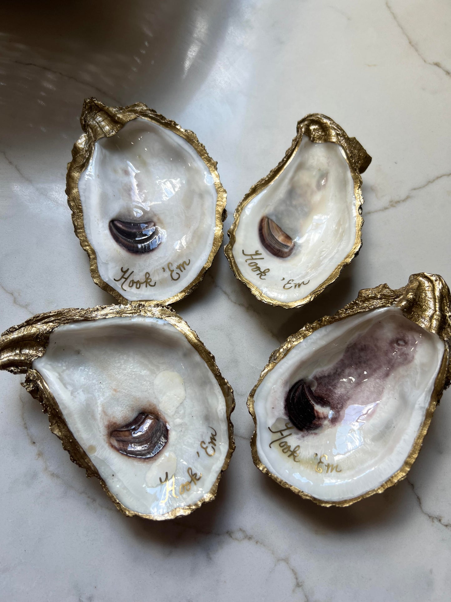Hook 'EM inscribed Oyster Dish