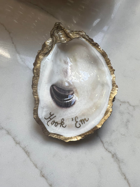 Hook 'EM inscribed Oyster Dish